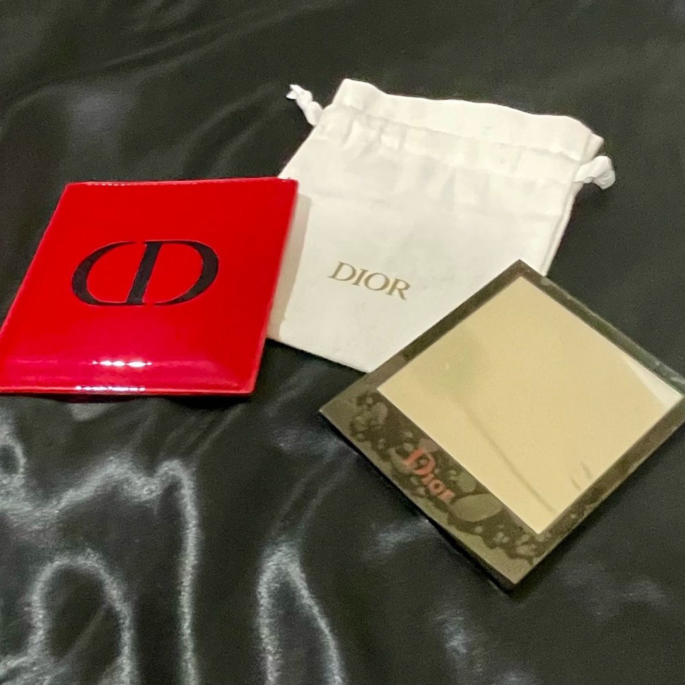 Dior Beaute Mirror with Red/Black Pouch and White CD bag - Limited edition, *NEW